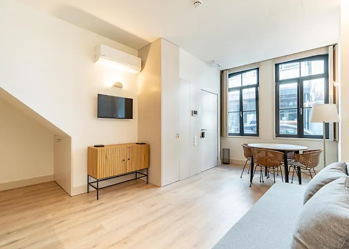 Bonjardim Apartment *